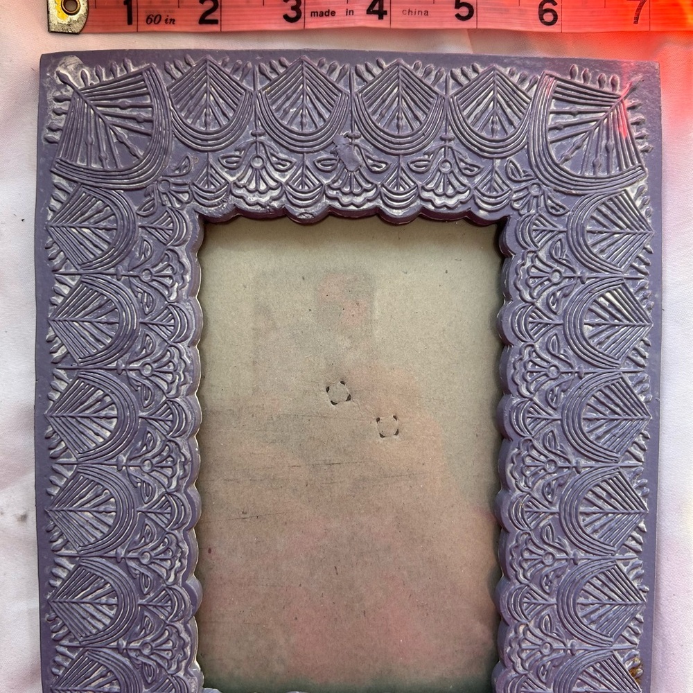 💚3/$25 Intricately Designed Purple Photo Frame - Picture 6 of 10